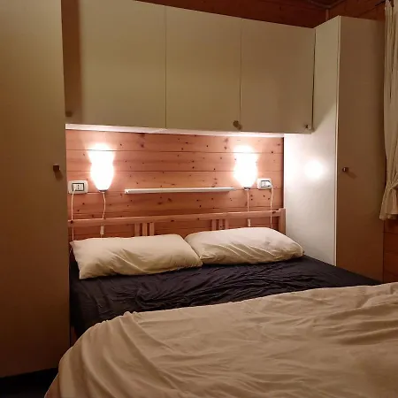 Chalet Chalet Direct Aan Luganomeer